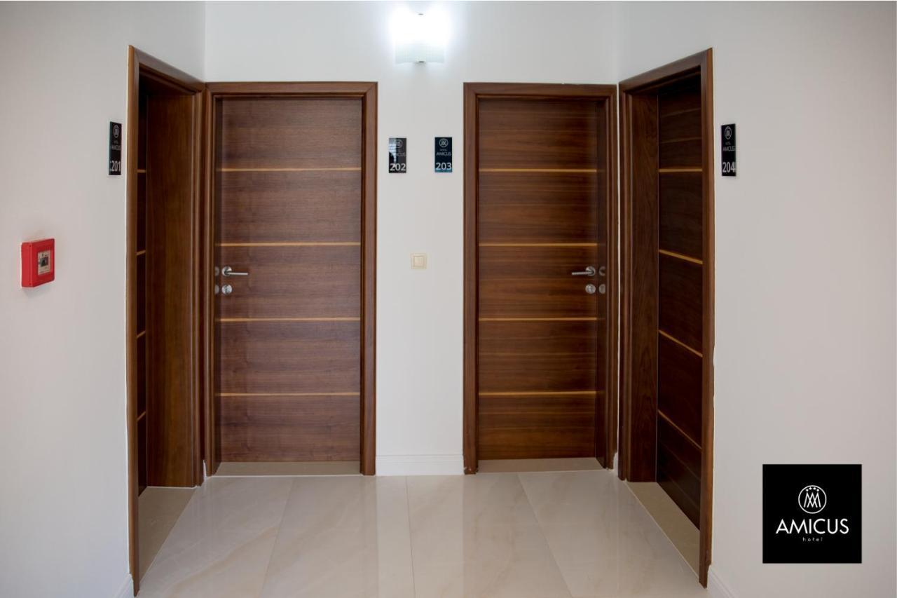 Hotel Amicus โมสตาร์ ภายนอก รูปภาพ